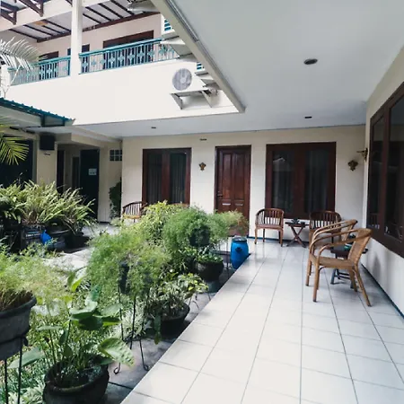 RedDoorz Plus @ Purwosari-2
